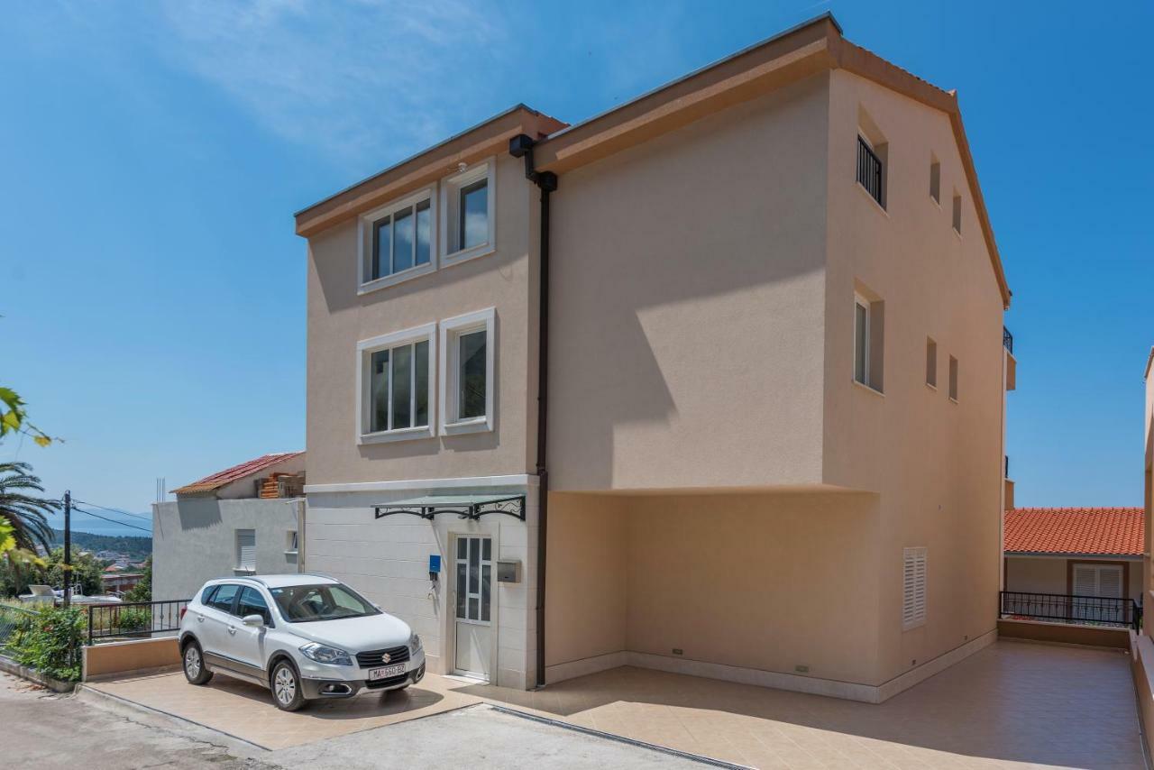 ماكارسكا Apartments Naja المظهر الخارجي الصورة