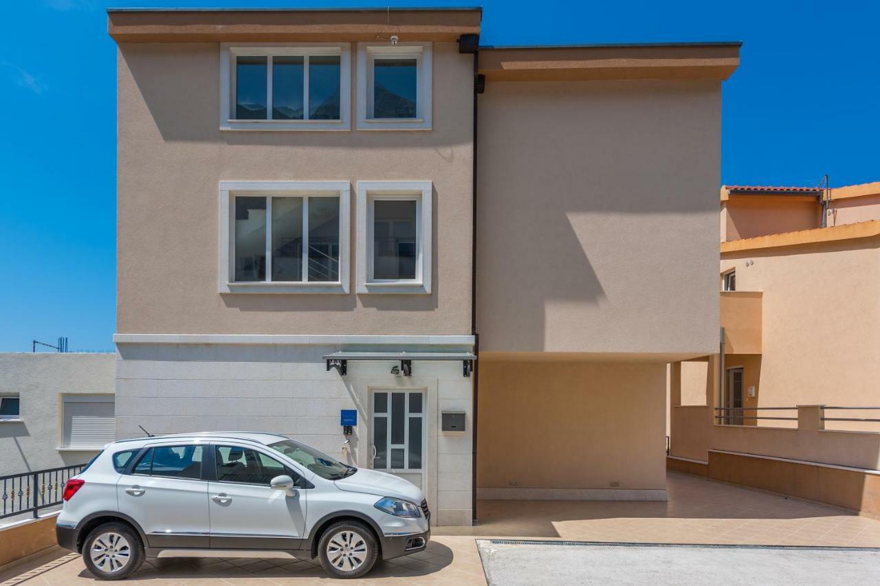 ماكارسكا Apartments Naja المظهر الخارجي الصورة